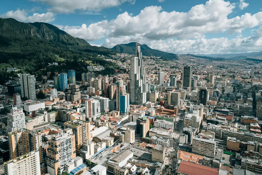 Vista de Bogotá con los cerros orientales